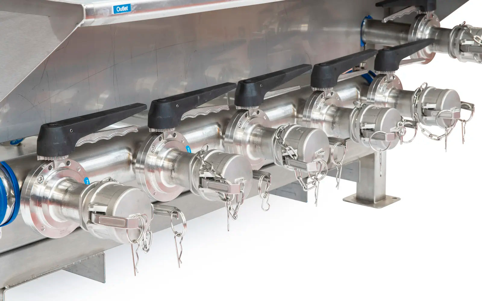 Nuclear grade low pressure filtration distribution assembly