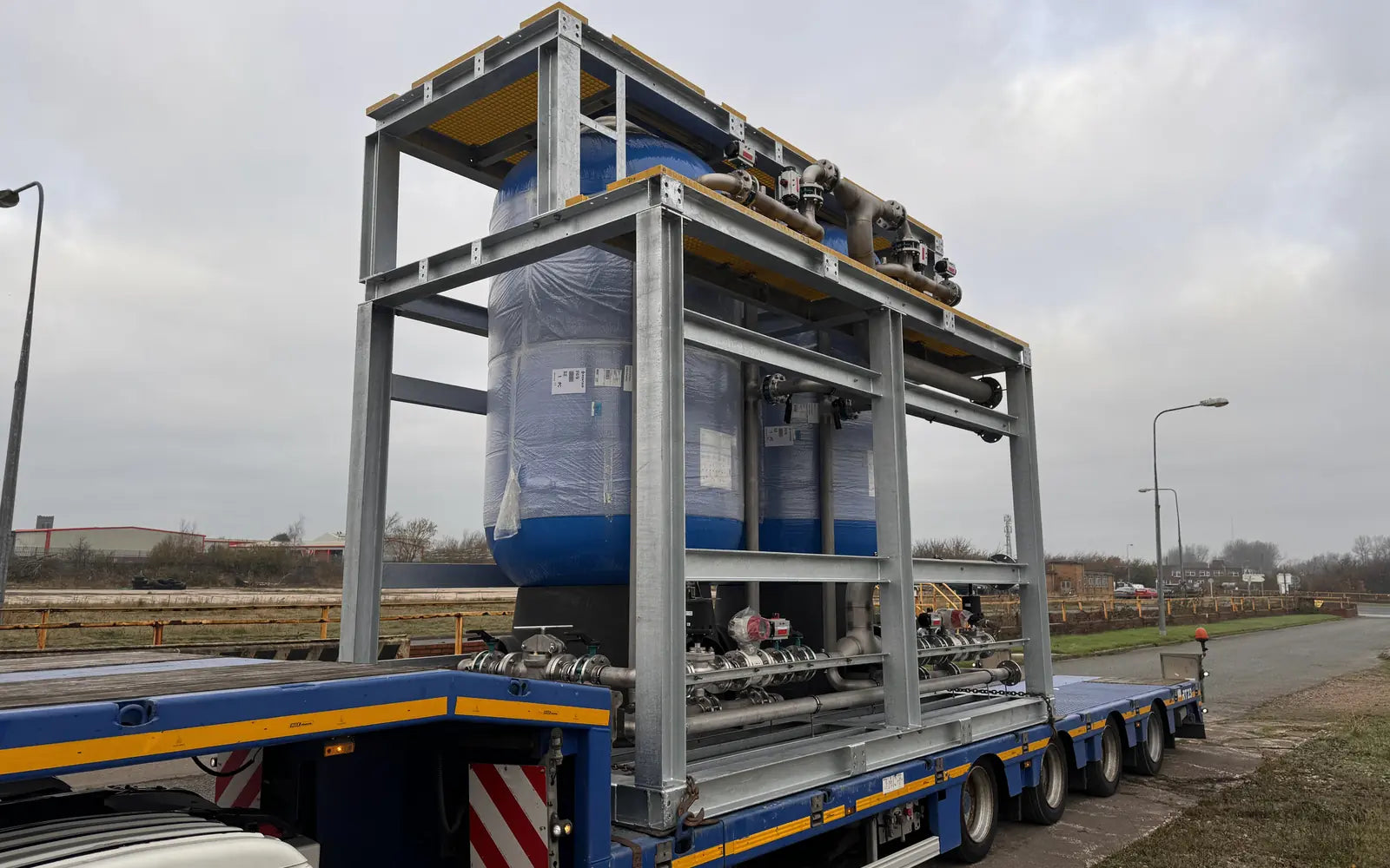 Large high flow media filtration system